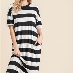 Bold striped dresses with pockets Super cute for the summertime